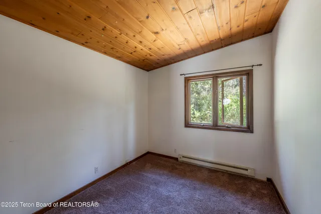 $2,065,000 | 6255 Heck Of A Hill Road, Wilson, WY 83014