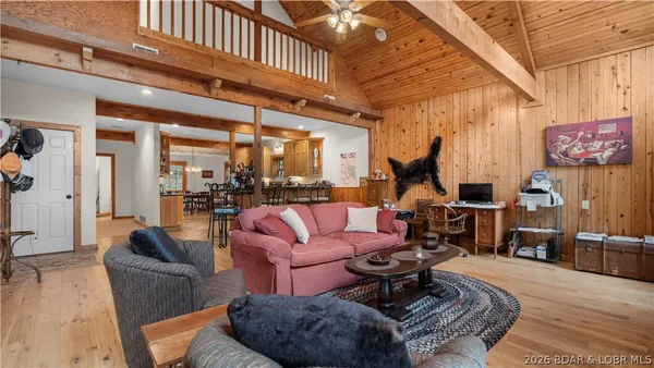 $550,000 | 147 West Cross Fox Trail, Camdenton, MO 65020