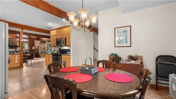 $550,000 | 147 West Cross Fox Trail, Camdenton, MO 65020