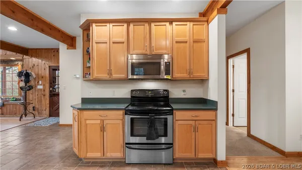$550,000 | 147 West Cross Fox Trail, Camdenton, MO 65020