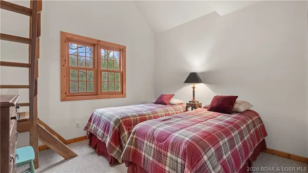 $550,000 | 147 West Cross Fox Trail, Camdenton, MO 65020