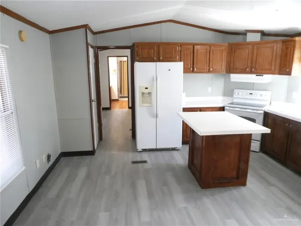 $1,200 | 2011 Oliva Street, Edinburg, TX 78539