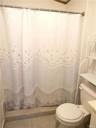 $1,200 | 2011 Oliva Street, Edinburg, TX 78539