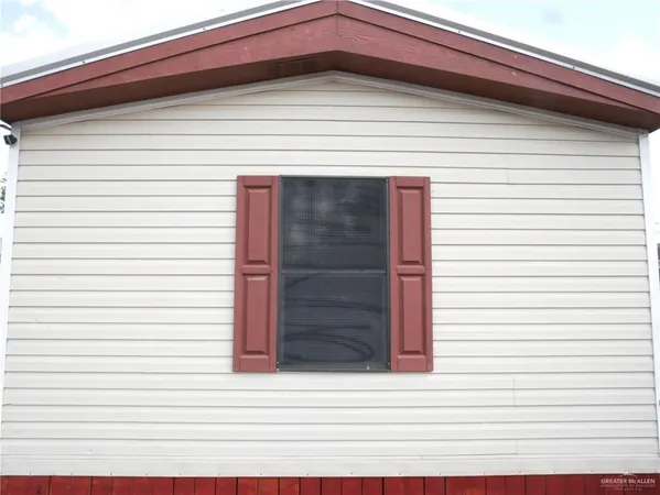 $1,200 | 2011 Oliva Street, Edinburg, TX 78539