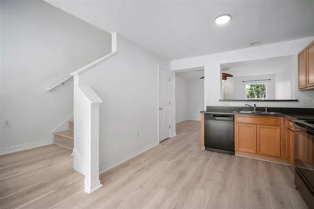 $195,000 | 6831 Dartmouth Hill Street, Riverview, FL 33578