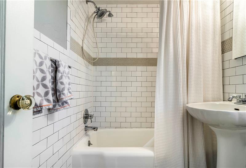 498 Edgeridge Road Pittsburgh, PA 15228 - Photo 13 of 25 White Subway Tile Shining Bright Like a Diamond
