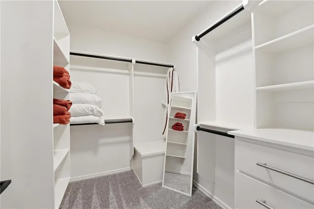 $1,875,000 | 6949 Watson's Country Lane, Parkville, MO 64152