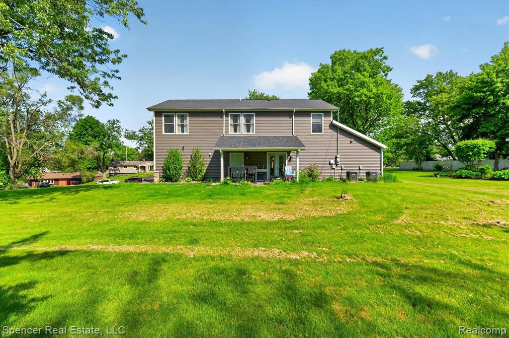 6415 Sunnydale Road Clarkston, MI 48346 - Photo 40 of 57
