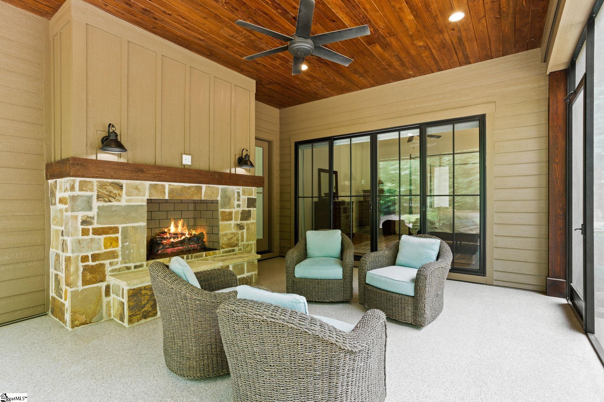 7873 Glassy Ridge Road Landrum, SC 29356 - Photo 4 of 50