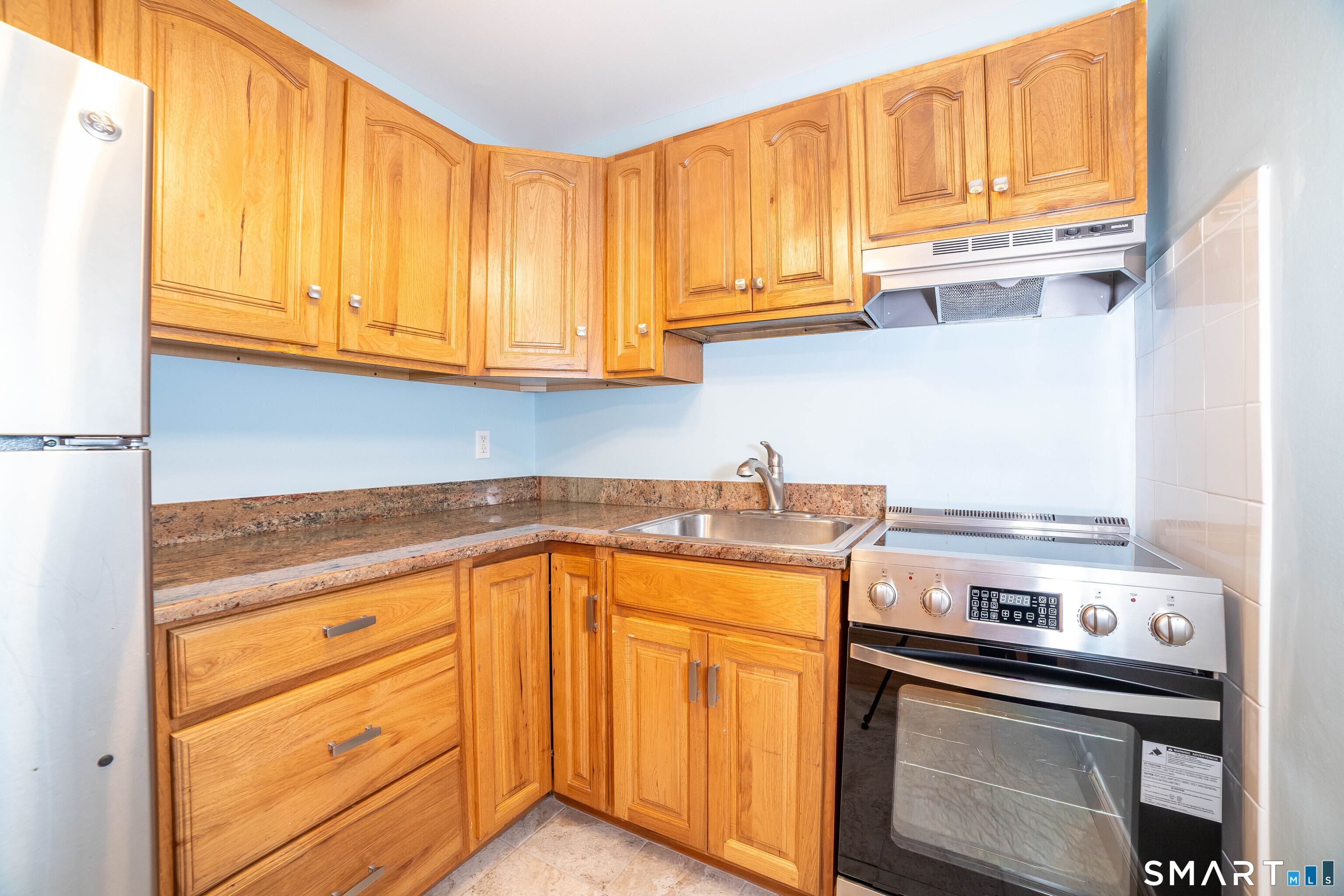 637 Cove Road, Unit D5 Stamford, CT 06902 - Photo 5 of 20