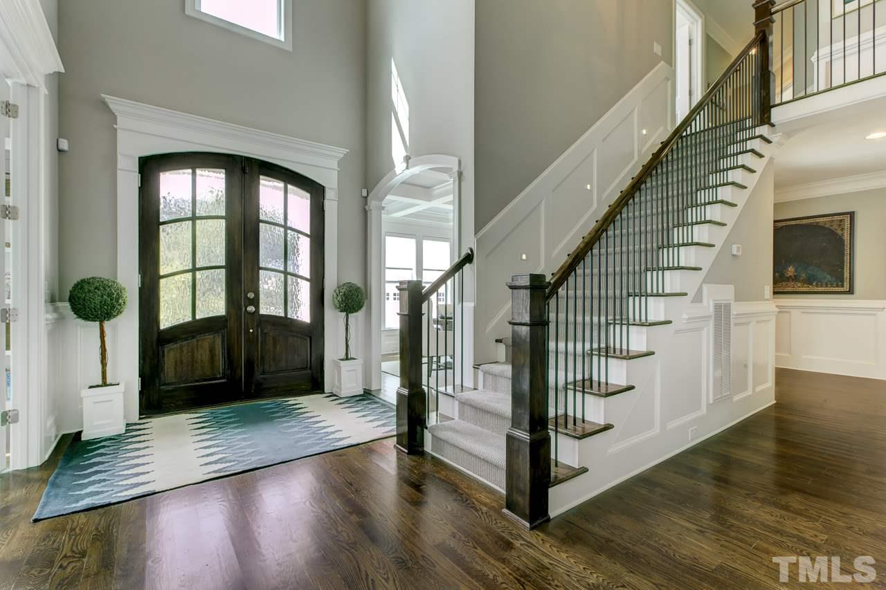 5720 Jacobs Drive Raleigh, NC 27612 - Photo 2 of 25 Gallery Image 2