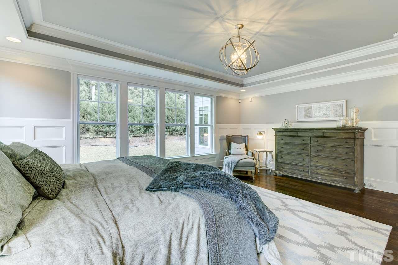 5720 Jacobs Drive Raleigh, NC 27612 - Photo 14 of 25 Gallery Image 14