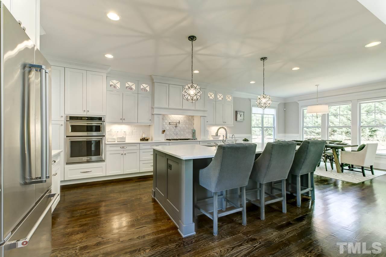 5720 Jacobs Drive Raleigh, NC 27612 - Photo 5 of 25 Gallery Image 5