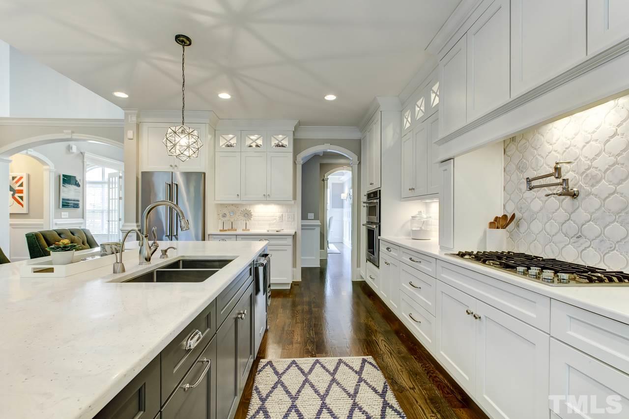 5720 Jacobs Drive Raleigh, NC 27612 - Photo 6 of 25 Gallery Image 6
