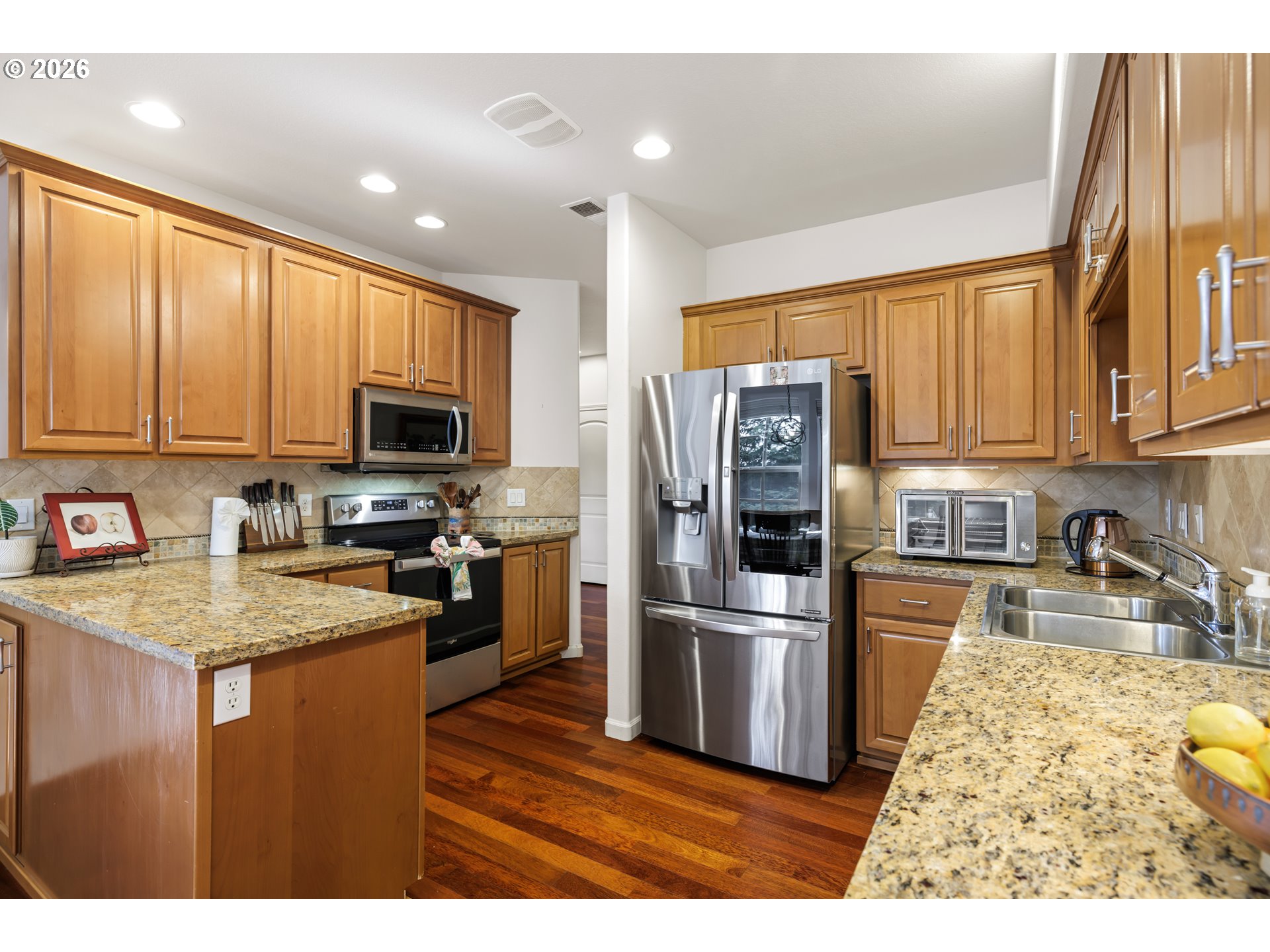 20512 Southwest Roy Rogers Road, Unit 319 Sherwood, OR 97140 - Photo 13 of 35 Kitchen