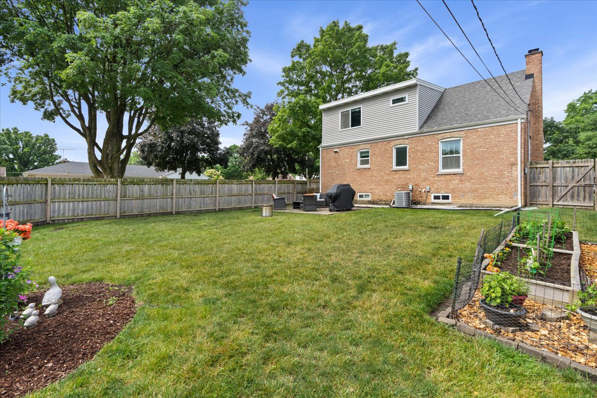 201 North Maple Street Mount Prospect, IL 60056 - Photo 26 of 41