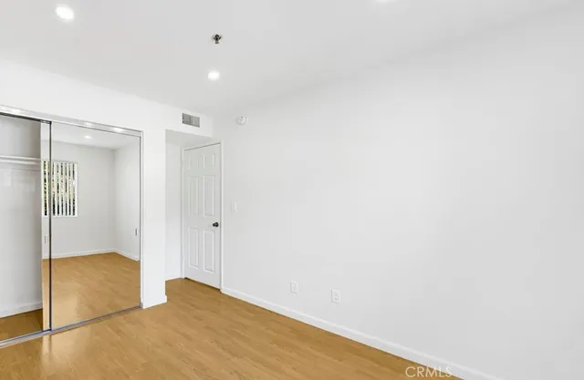 $2,895 | 2616 Canada, Unit 305, Glendale, CA 91208