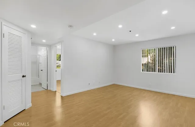 $2,895 | 2616 Canada, Unit 305, Glendale, CA 91208