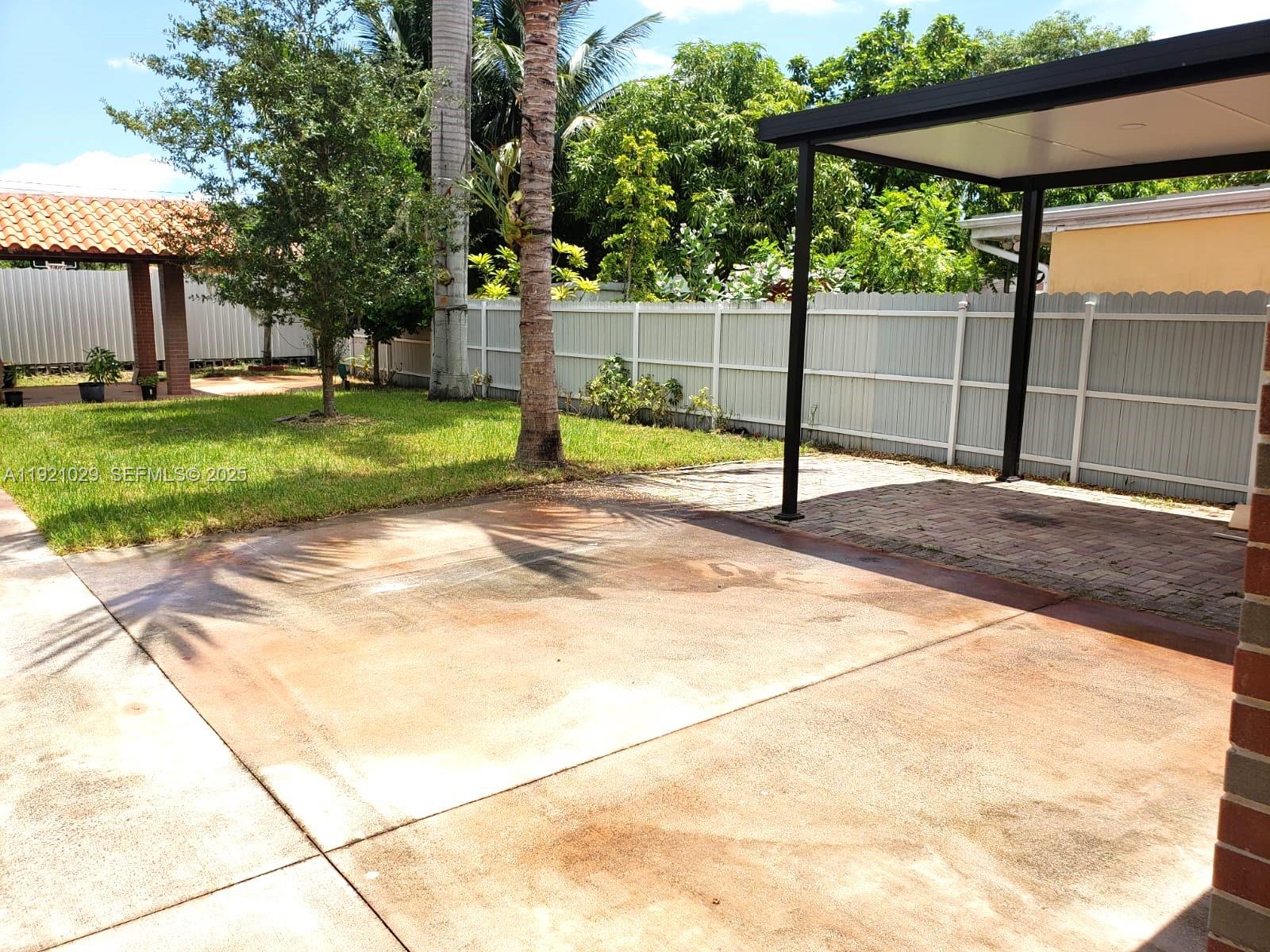 635 Southwest 64th Court Miami, FL 33144 - Photo 30 of 33 a view of a park with large trees