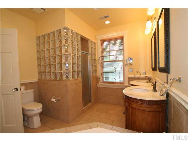 1824 White Oak Road Raleigh, NC 27608 - Photo 16 of 21 Photo 16