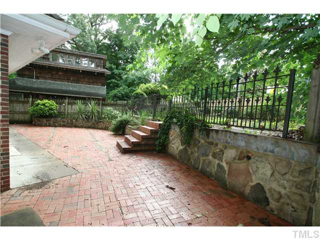 1824 White Oak Road Raleigh, NC 27608 - Photo 19 of 21 Photo 19