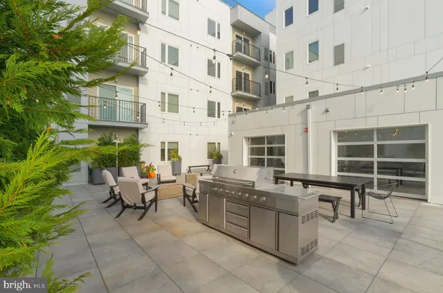 $2,125 | 2501 Washington Avenue, Unit 2B214, Philadelphia, PA 19146