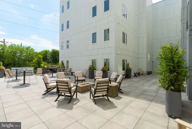 $2,125 | 2501 Washington Avenue, Unit 2B214, Philadelphia, PA 19146