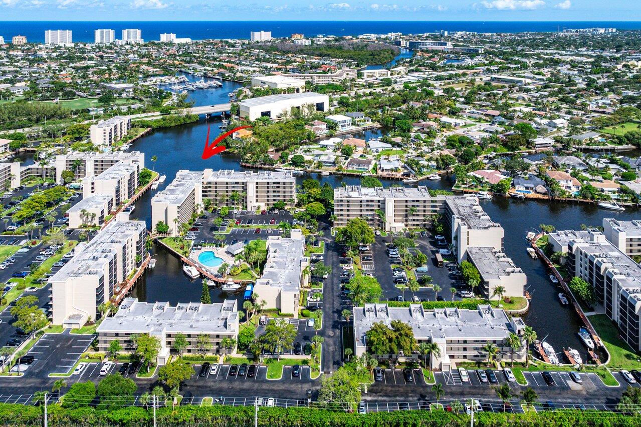 12 Royal Palm Way, Unit 605 Boca Raton, FL 33432 - Photo 41 of 47 an aerial view of a city