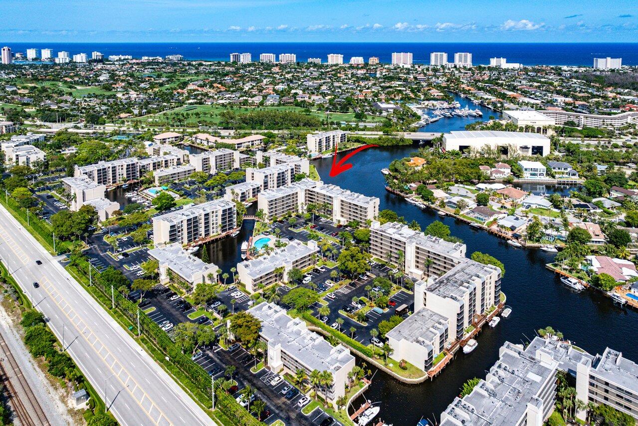 12 Royal Palm Way, Unit 605 Boca Raton, FL 33432 - Photo 42 of 47 view of a city