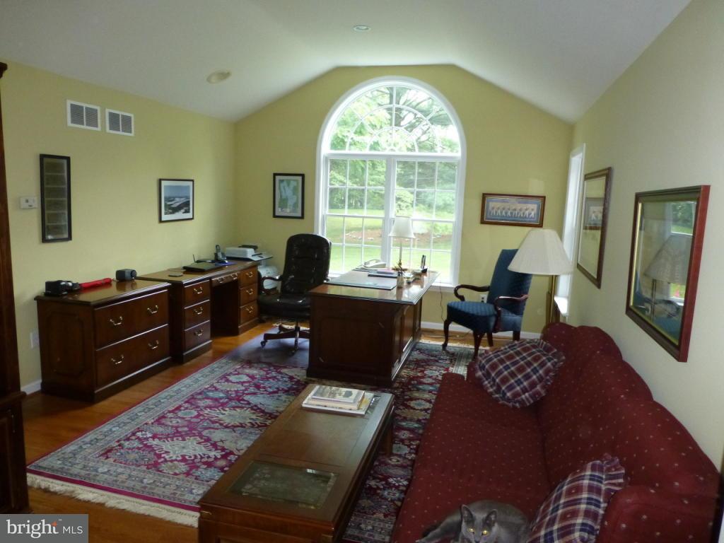 1252 Hunsicker Road Lancaster, PA 17601 - Photo 18 of 36
