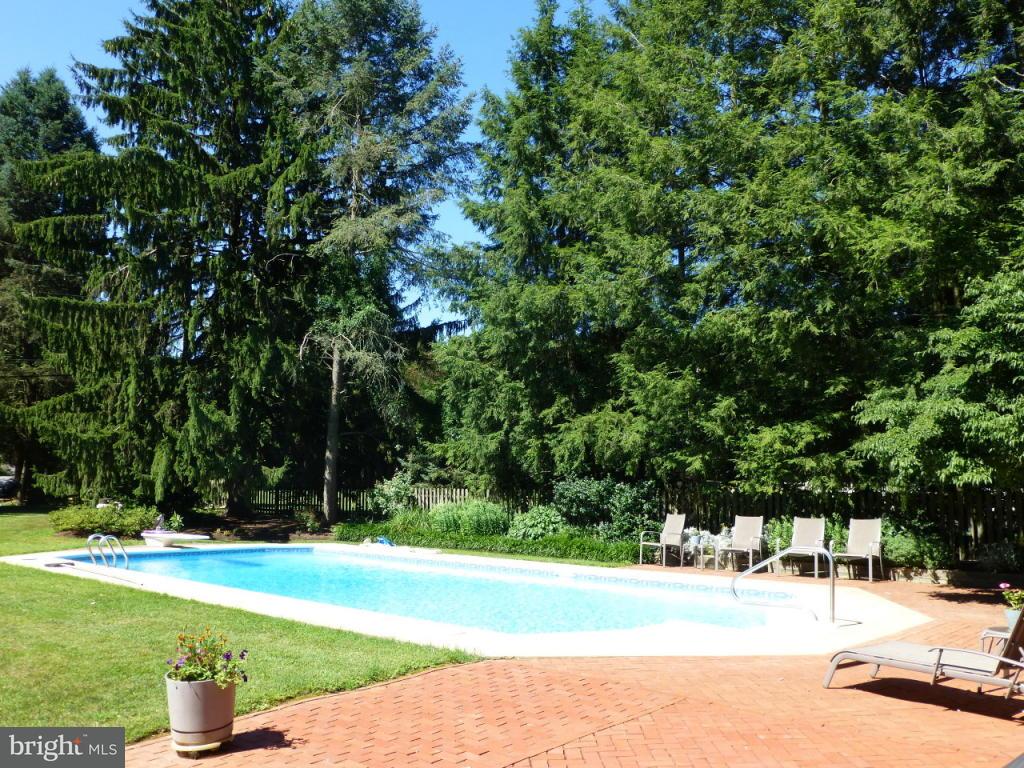 1252 Hunsicker Road Lancaster, PA 17601 - Photo 22 of 36