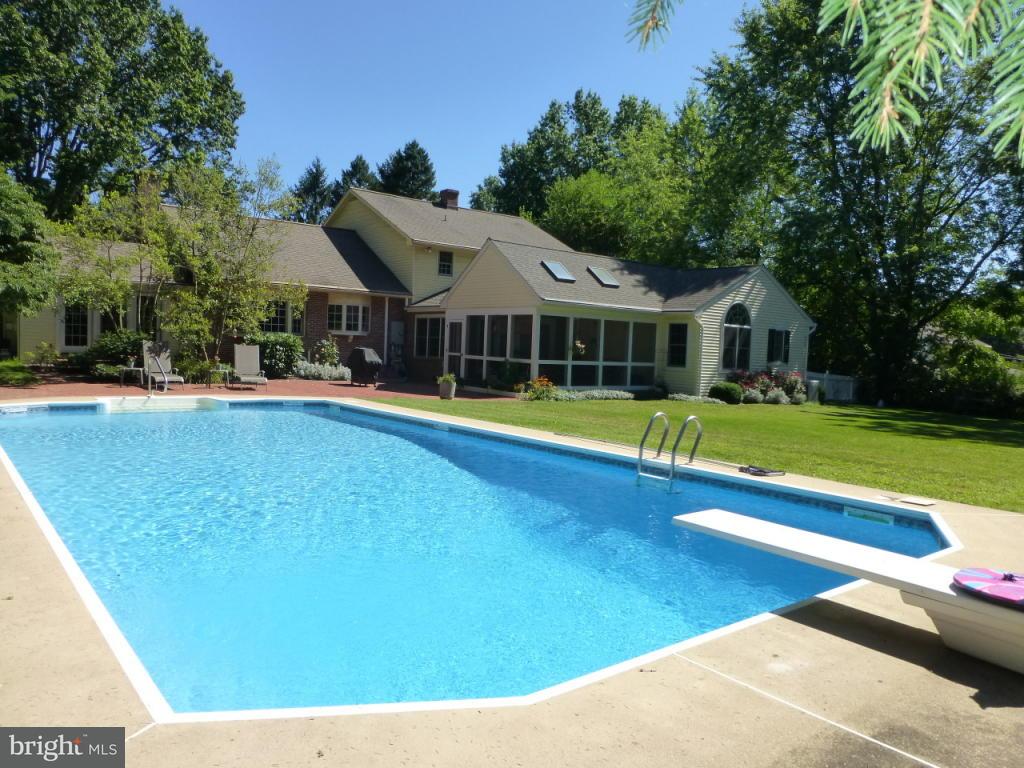 1252 Hunsicker Road Lancaster, PA 17601 - Photo 24 of 36
