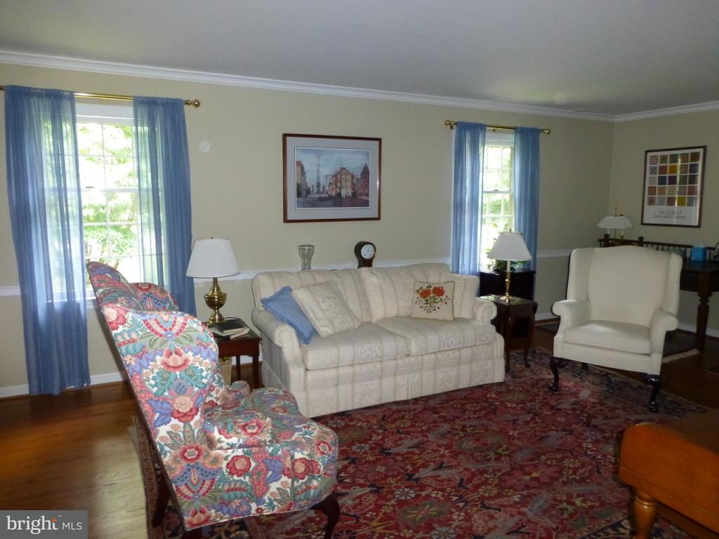 1252 Hunsicker Road Lancaster, PA 17601 - Photo 6 of 36