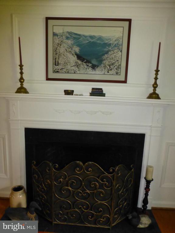 1252 Hunsicker Road Lancaster, PA 17601 - Photo 7 of 36