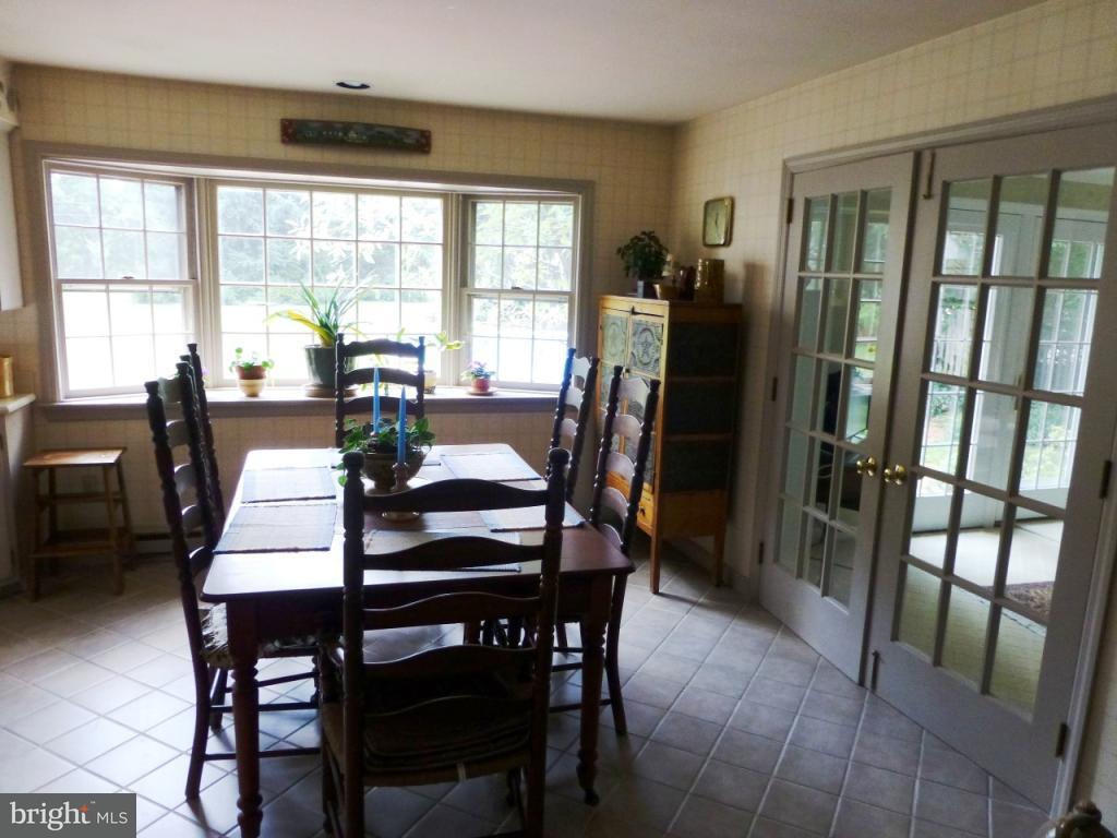 1252 Hunsicker Road Lancaster, PA 17601 - Photo 9 of 36