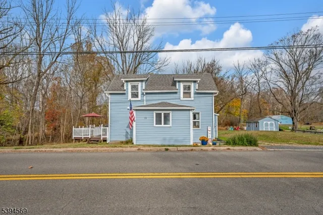 $320,000 | 19 Water Street, Hackettstown, NJ 07840