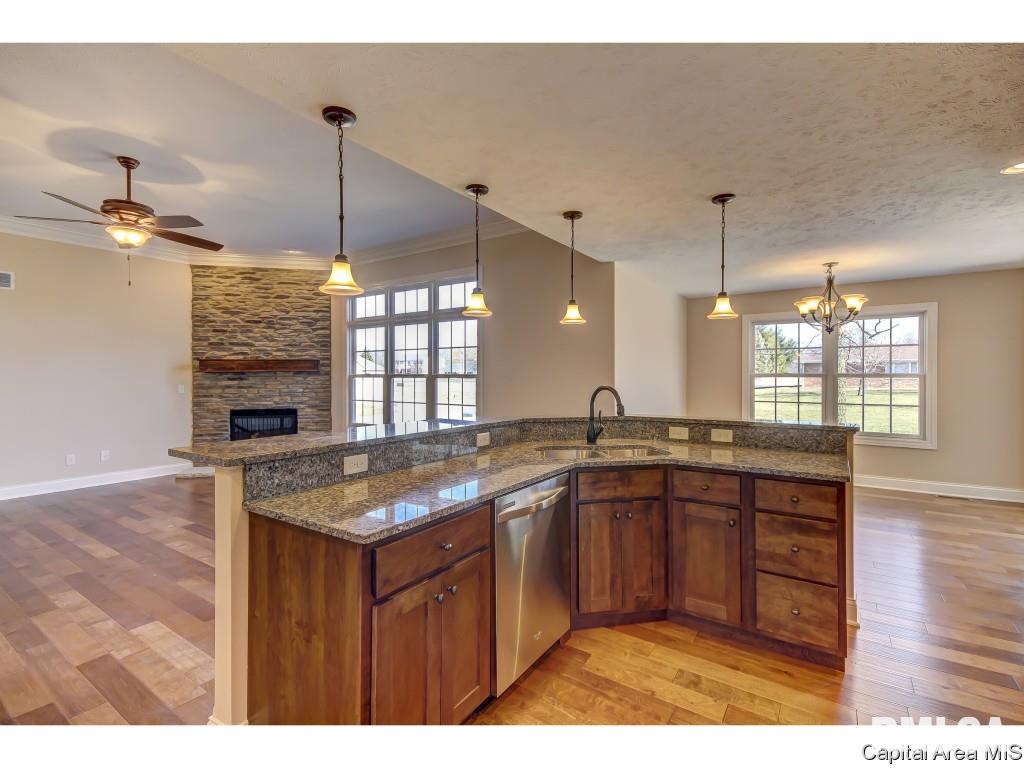 600 Catskill Drive Springfield, IL 62711 - Photo 15 of 35