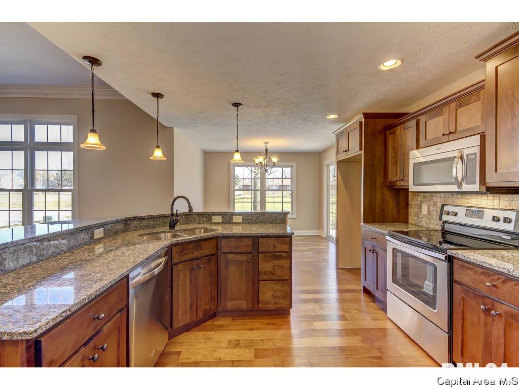 600 Catskill Drive Springfield, IL 62711 - Photo 19 of 35
