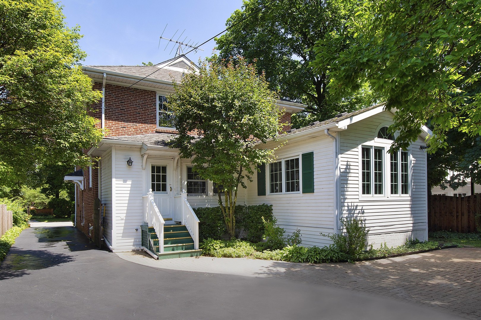 206 Sheridan Road Winnetka, IL 60093 - Photo 17 of 20 a house with a outdoor space