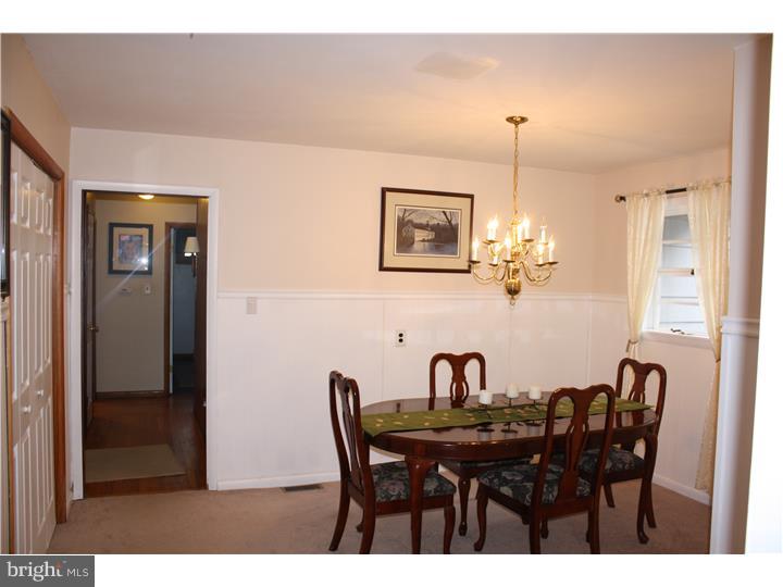 127 Point Airy Road Woodstown, NJ 08098 - Photo 12 of 25 Dining Room