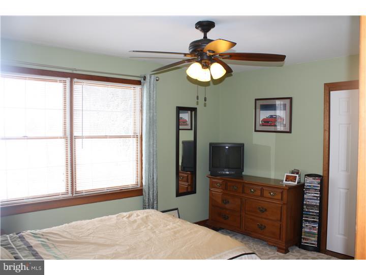 127 Point Airy Road Woodstown, NJ 08098 - Photo 19 of 25 Bedroom 3