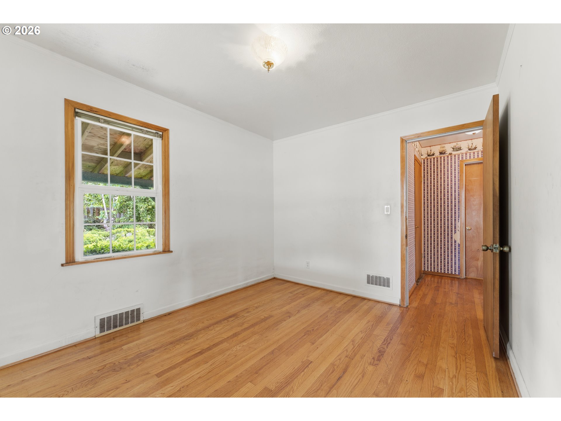 11311 Southeast Division Street Portland, OR 97216 - Photo 17 of 48