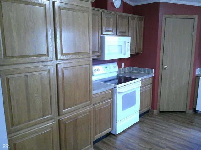 $295,000 | 1661 Killion Avenue, Seymour, IN 47274