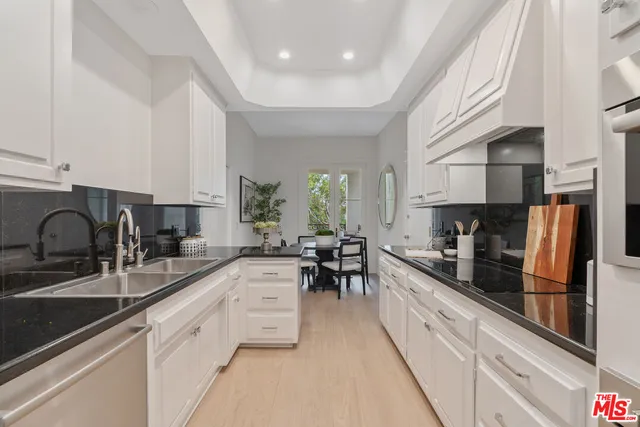 $2,495,000 | 10118 Empyrean Way, Unit 204, Los Angeles, CA 90067