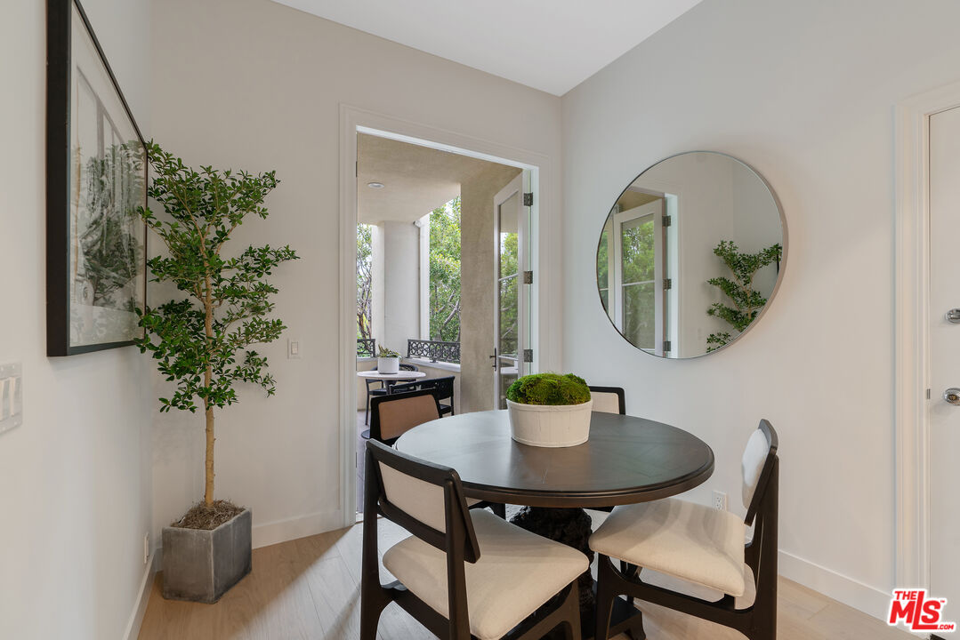 10118 Empyrean Way, Unit 204 Los Angeles, CA 90067 - Photo 13 of 44