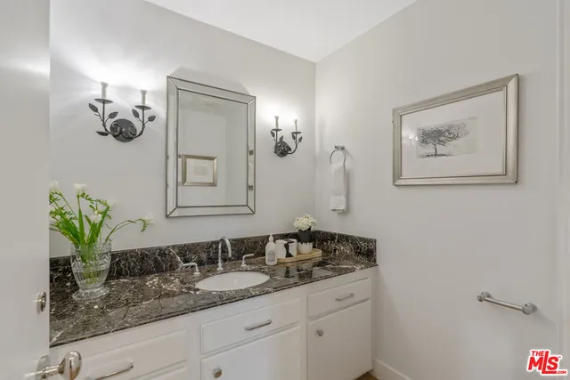 $2,495,000 | 10118 Empyrean Way, Unit 204, Los Angeles, CA 90067