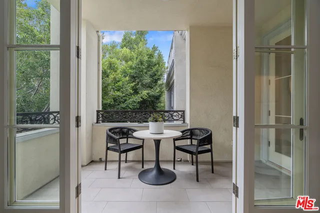 $2,495,000 | 10118 Empyrean Way, Unit 204, Los Angeles, CA 90067