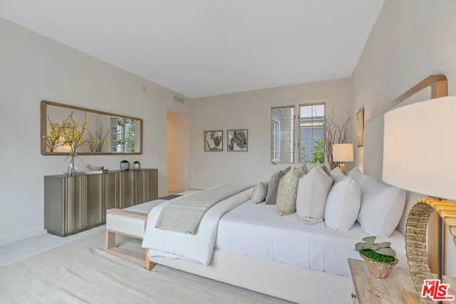 $2,495,000 | 10118 Empyrean Way, Unit 204, Los Angeles, CA 90067