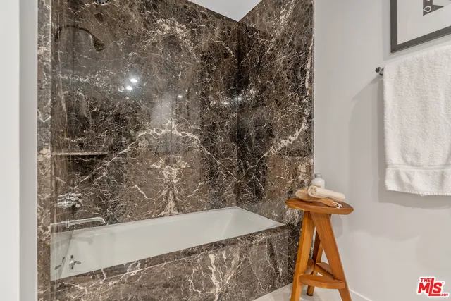 $2,495,000 | 10118 Empyrean Way, Unit 204, Los Angeles, CA 90067