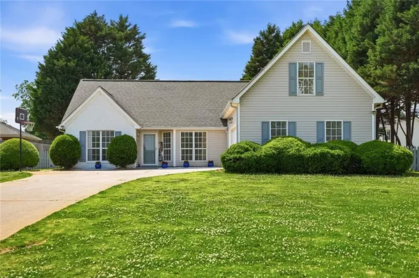 $355,900 | 35 Shenandoah Drive, Winder, GA 30680